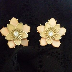 Flower Studs